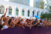 Parada LGBTQIA+ no Rio defende mais representantes no Legislativo