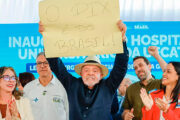 Pesquisa Vox aponta vantagem de Lula sobre Flávio Bolsonaro no 2º turno