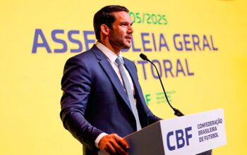 Presidente da CBF veta uniforme vermelho para goleiros da Seleção na Copa do Mundo