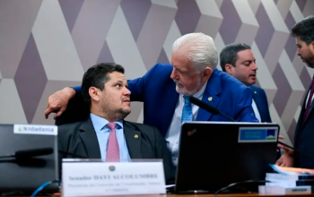 “Presunção de inocência”: Alcolumbre defende Wagner após operação da PF