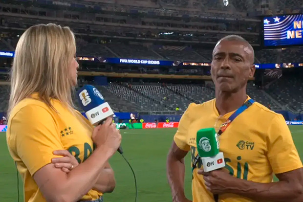 Romário diz que repórter da CazéTV “não conhece de futebol” após pergunta sobre empate do Brasil