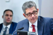 Senador Rogério Carvalho reforça defesa do fim da escala 6x1 no Senado