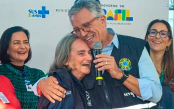 SUS anuncia programa de R$ 500 milhões para atendimento domiciliar de idosos