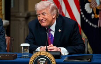Trump declarou lucro de mais de R$ 2,7 bi com a criptomoeda da família em 2025