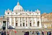Vaticano ameaça excomungar grupo católico tradicionalista que cresce no Brasil