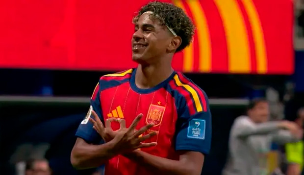 Yamal desafia a extrema-direita: gol na Copa revive símbolo de bairro atacado por racistas na Espanha