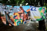 Ciro evita ato de Flávio Bolsonaro e tenta esconder aliança com o PL no Ceará
