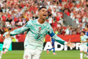 Cristiano Ronaldo marca gol inédito em mata-mata de Copas do Mundo
