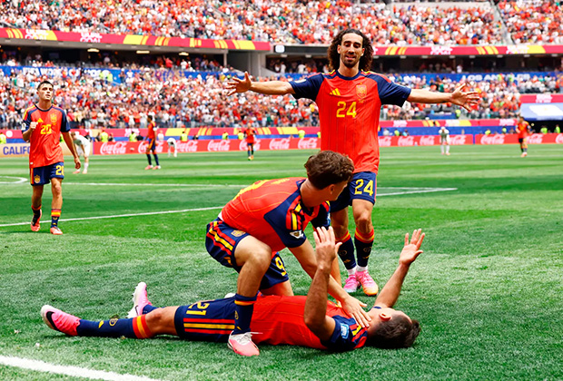 Espanha derrota a Áustria por 3 x 0 e avança para as oitavas de final da Copa do Mundo