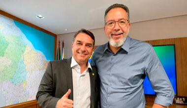 Ex-prefeito de Belford Roxo e aliado de Flávio Bolsonaro de Flávio Bolsonaro é alvo da PF