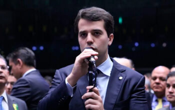 Filho de Sérgio Cabral é alvo de busca em operação da PF no Rio