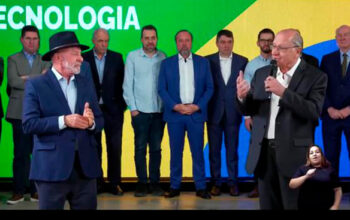 Governo Lula avalia Lei da Reciprocidade como resposta ao “TariFlávio” de Trump