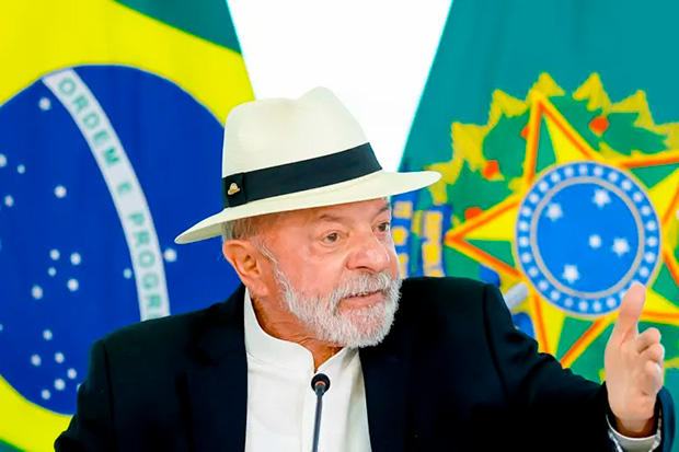 Governo Lula lança linha de crédito para socorrer empresas afetadas por tarifaço de Trump
