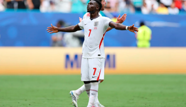 Inglaterra vencce França em maior goleada da história do 3° lugar