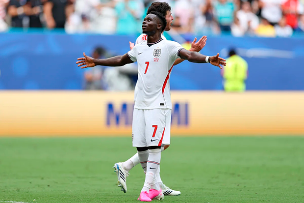 Inglaterra vencce França em maior goleada da história do 3° lugar