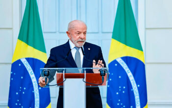 Lula acusa EUA de “manipular” tema do trabalho forçado para justificar tarifa