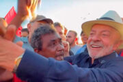 Lula alcança 55% das intenções de voto em Pernambuco contra 21% de Flávio Bolsonaro, aponta Quaest