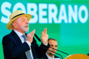 Lula chama Bolsonaro de “imbecil” por acusação sobre BNDES