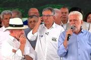 Lula chama Jaques Wagner de "companheiro de longa data" durante inauguração do Hospital Estadual em Alagoinhas