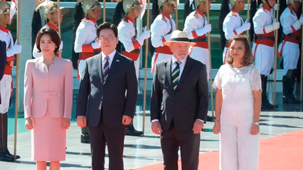 Lula recebe presidente da Coreia do Sul no Palácio da Alvorada
