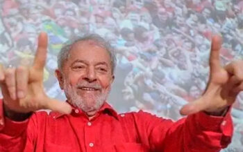 Lula tem 24% de eleitores de direita; Flávio Bolsonaro tem 19% de esquerda, diz Datafolha
