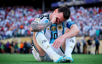 Messi chora após vice da Argentina na Copa do Mundo