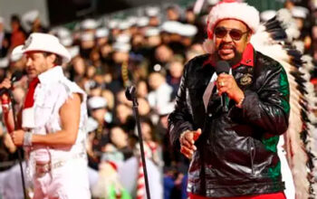 Morre Victor Willis, vocalista do Village People, aos 74
