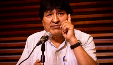 MP da Bolívia manda prender ex-presidente Evo Morales após protestos