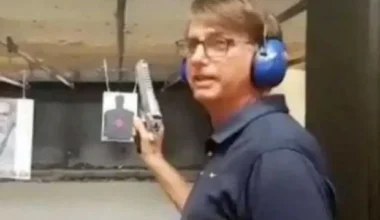 PF faz busca na casa de Bolsonaro por armas e munições após ordem de Moraes