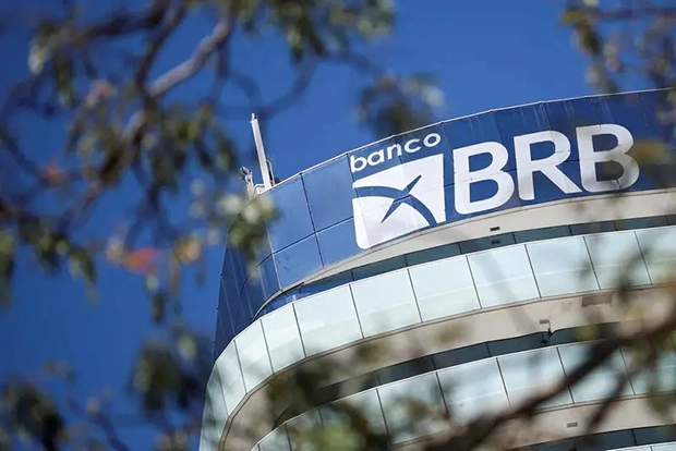 PSB, PSOL e PT vão à Justiça contra socorro de R$ 6,5 bi ao BRB com dinheiro público