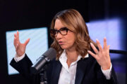 Janja presta solidariedade a Michelle Bolsonaro e Damares: “Misoginia não tem lado”