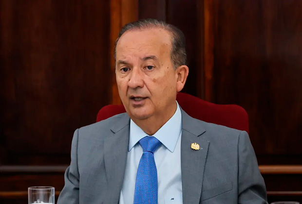 Jorginho Mello xinga indígenas e caso vai parar na PGR