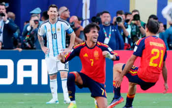 Espanha vence a Argentina por 1 a 0 na prorrogação e é bicampeã da Copa do Mundo