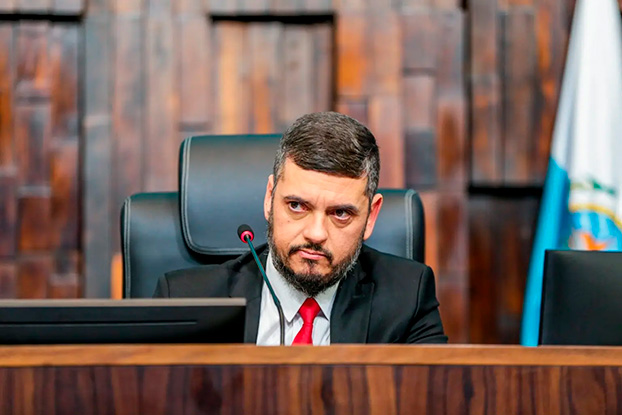 Aliado de Flávio Bolsonaro, Bacellar é transferido para presídio de segurança máxima