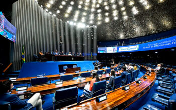 Senado aprova pauta-bomba com impacto de R$ 30 bilhões