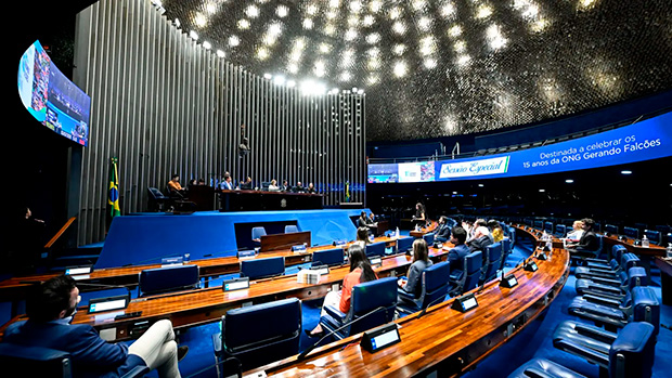 Senado aprova pauta-bomba com impacto de R$ 30 bilhões