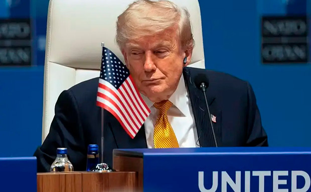 Trump chama Irã de “República Islâmica do Japão” e confunde Zelensky com Putin