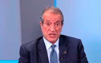 Valdemar diz em entrevista à CNN Brasil que Flávio Bolsonaro não estava preparado para ser candidato