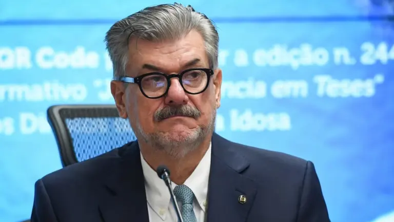 Zanin autoriza PF a investigar ministro Marco Buzzi por suspeita de venda de decisões no STJ