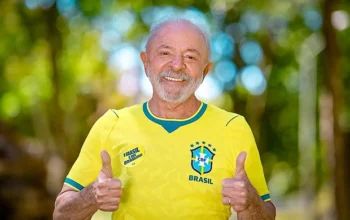 Atlas - Lula lidera todos os cenários de  primeiro e segundo turno na corrida eleitoral