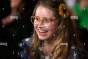 Atriz de Harry Potter diz que ganhou mais no OnlyFans sobre cabelos do que na carreira