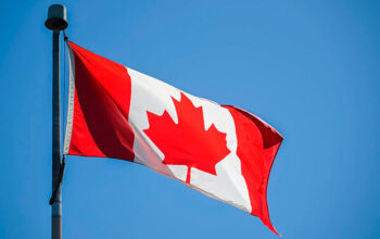 Canadá retalia Trump e anuncia tarifas de 50% sobre produtos dos EUA