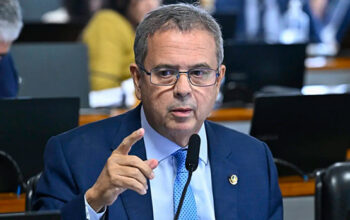 Candidata trans do RN acusa Rogério Marinho de homofobia após PL retirar seu nome das urnas