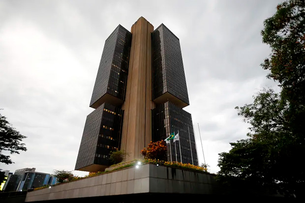 Copom reduz Selic para 14%, menor nível da taxa básica de juros desde março de 2025