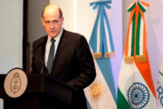 Embaixador de Milei deixará o Brasil em meio à crise com Argentina