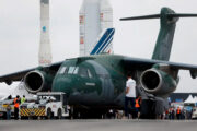 Embraer fecha venda de dois KC-390 para a Colômbia