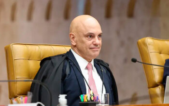 Financial Times diz que Trump avalia novas sanções contra Alexandre de Moraes