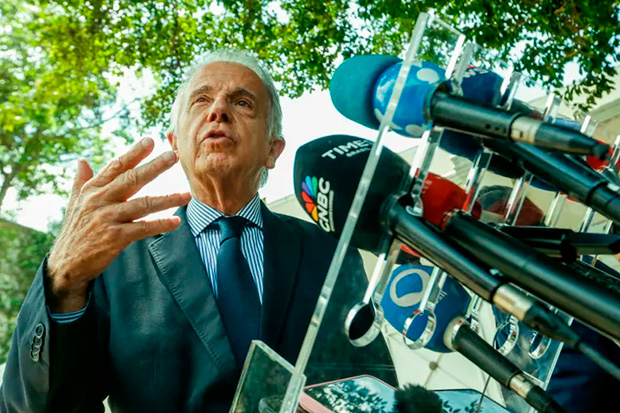 Genoino: “Múcio tem que deixar o Ministério da Defesa”