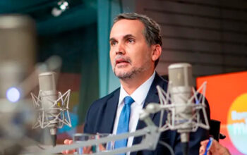 Governo projeta superávit de até R$ 20 bilhões no Orçamento de 2027
