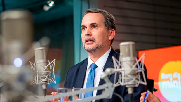Governo projeta superávit de até R$ 20 bilhões no Orçamento de 2027